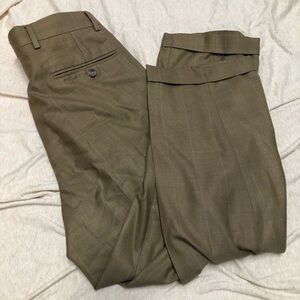 Roundtree and Yorke Pants